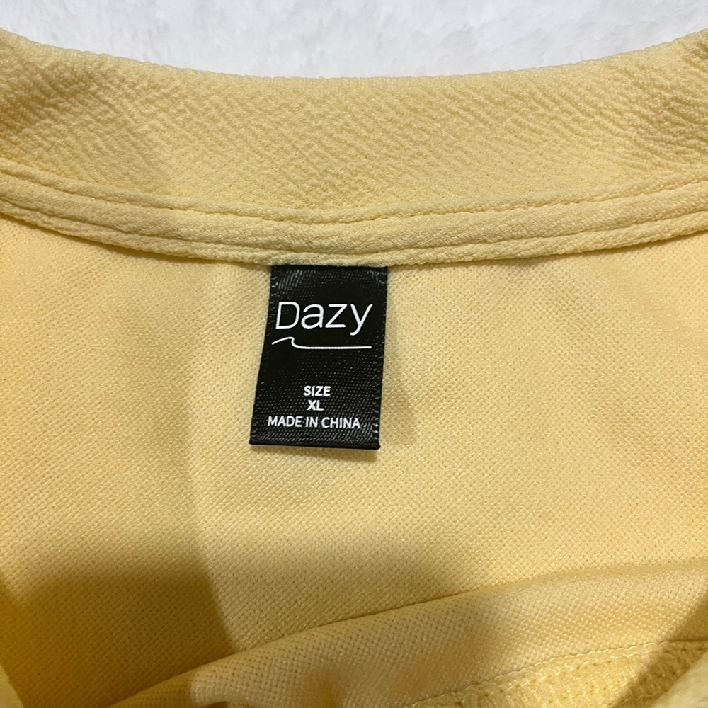 Dazy Bubble Sleeve Top - Size XL - Picture 6 of 8